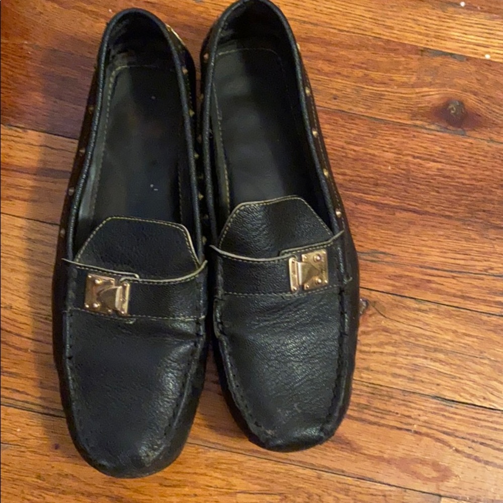 Louis Vuitton💯Auth black moccasins Sz 39.5 (9.5)